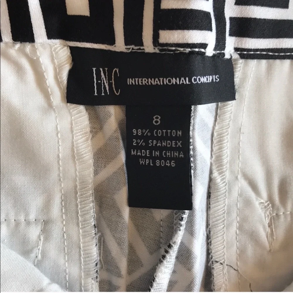 🆕 INC Black & White Shorts